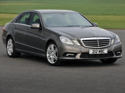   Mercedes E-KLASSE